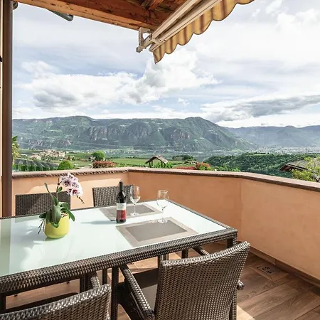Huebenburg Apartment Appiano Sulla Strada Del Vino Exterior photo